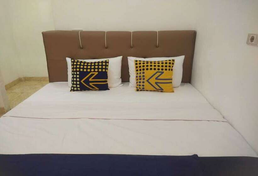 هتل Spot On 93478 Amanda Residence Syariah