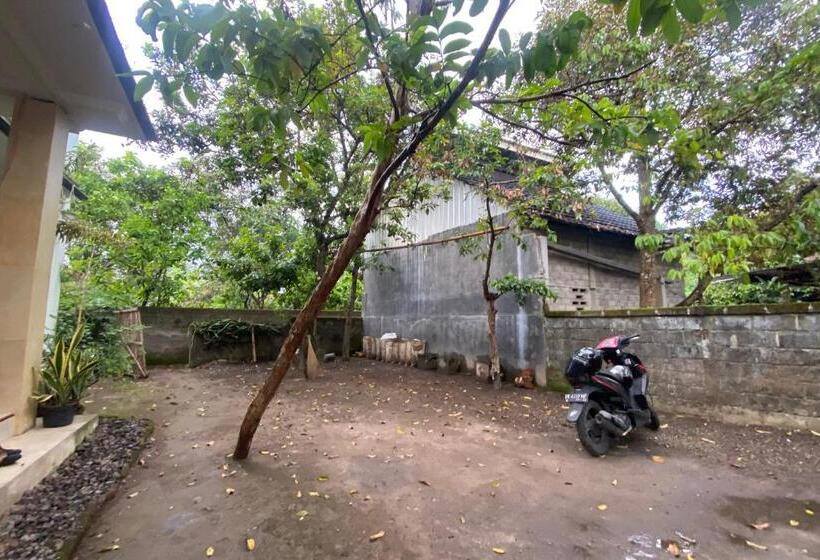 فندق Spot On 93519 Kebun Manis Homestay