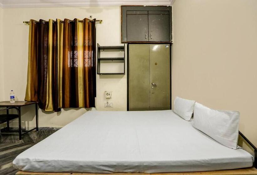 هتل O Aanjaney Residency