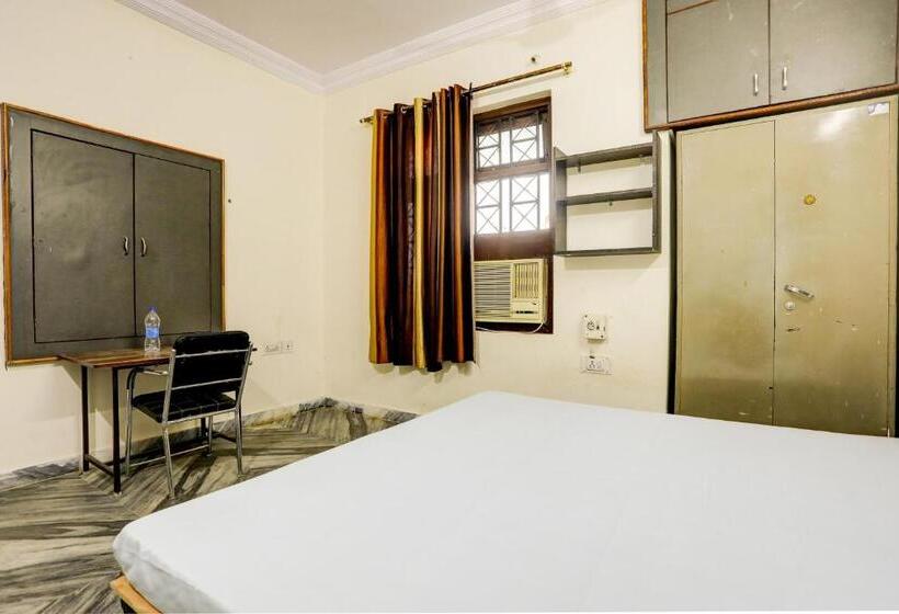 هتل O Aanjaney Residency