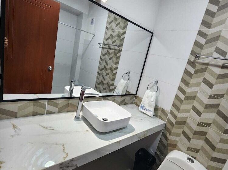 Luxotel Pisco