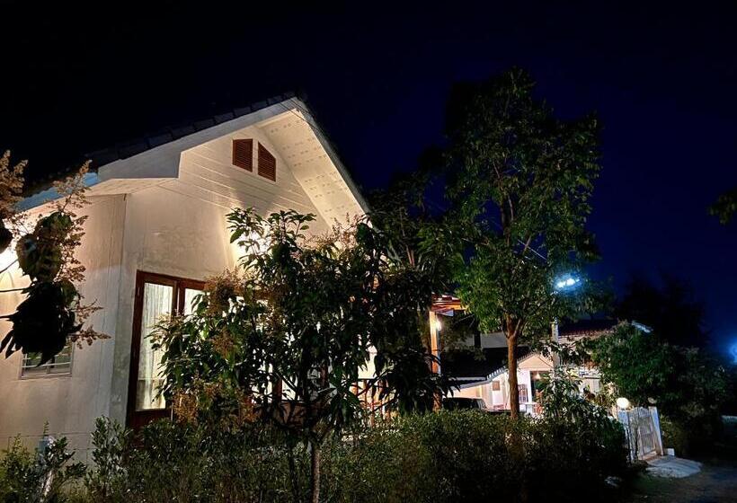 پانسیون บ้านโรสแมรี่ By ชมภู ชุมแพ โฮมสเตย์ ไร่คุณต๋ง
