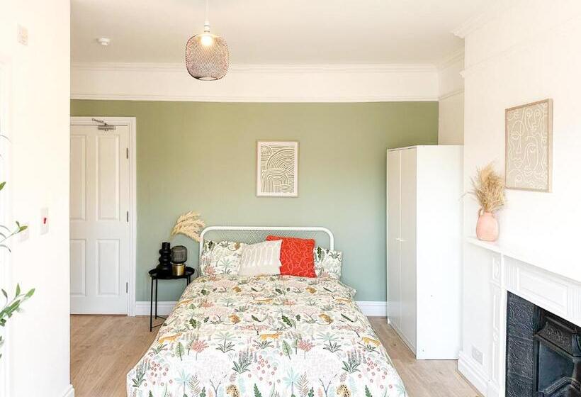 پانسیون Fosse Luxurys