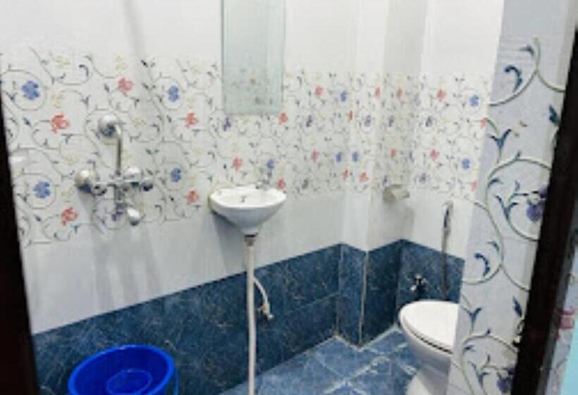 بنسيون Lotus Paying Guesthouse Varanasi