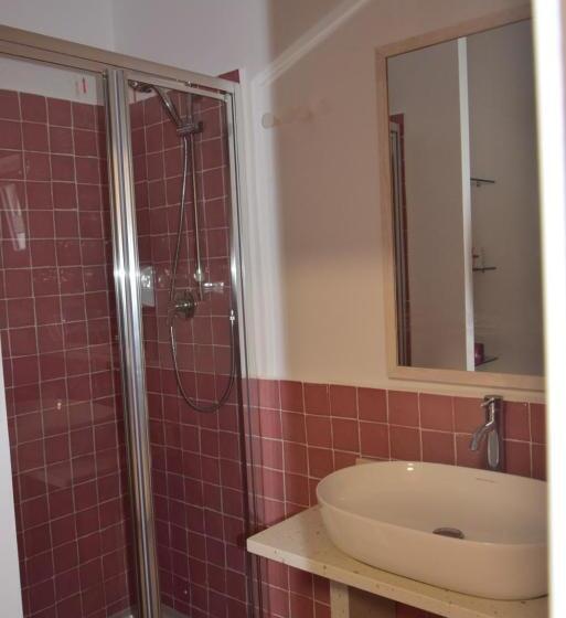 بنسيون Molo  93   Roomsandsea