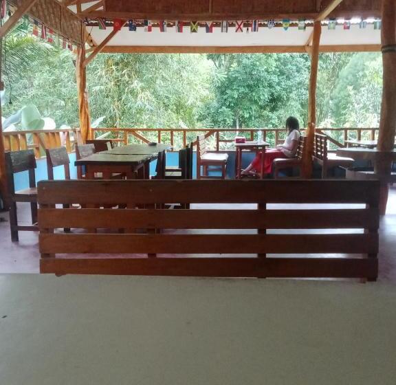 بنسيون Orchid Bugalows