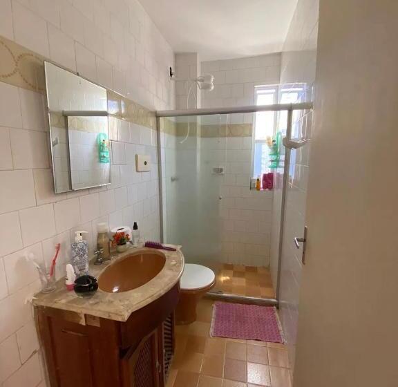 Pensão Quarto Espaçoso E Silencioso