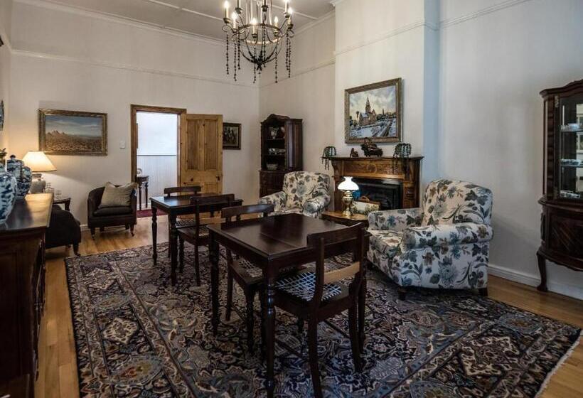 ペンション Vier Seisoene Gastehuis