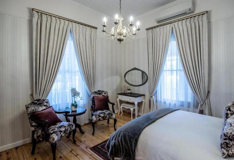 ペンション Vier Seisoene Gastehuis