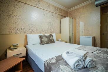 Sahra Otel