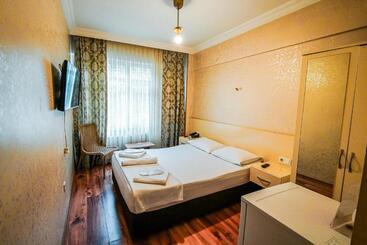 Sahra Otel