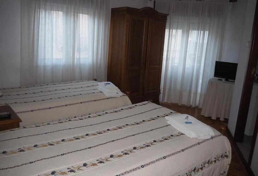 فندق صغير Monte Carlo   Restaurante E Alojamento Local