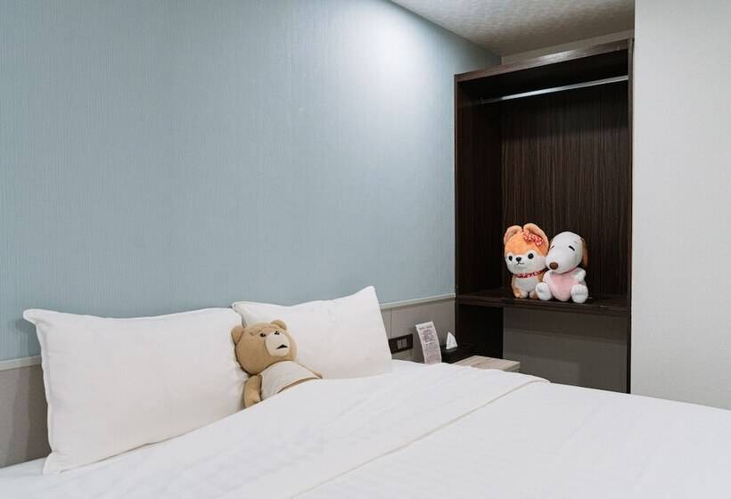 هاستل 歐法行旅 O Fun