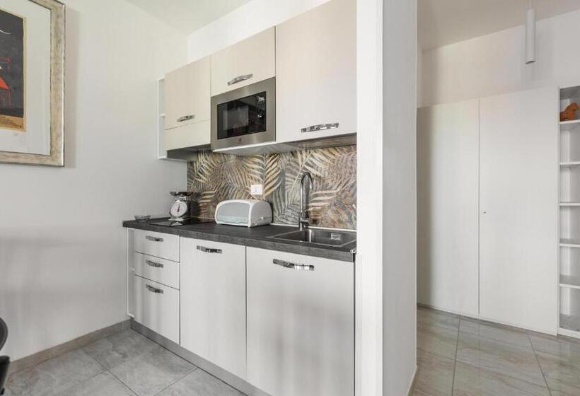 Appia Rooms