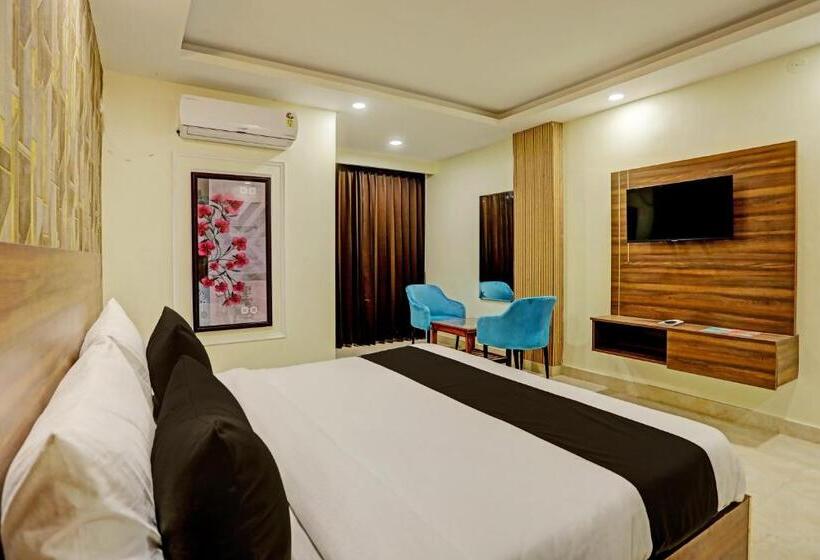 فندق Jps Palm Inn