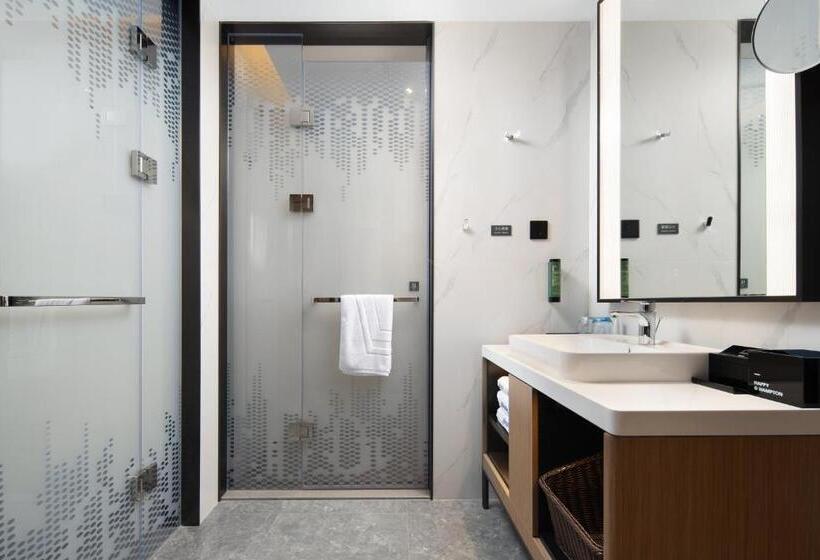 ホテル Hampton By Hilton Guangzhou Renhe Baiyun Airport Free Airport Shuttle Bus