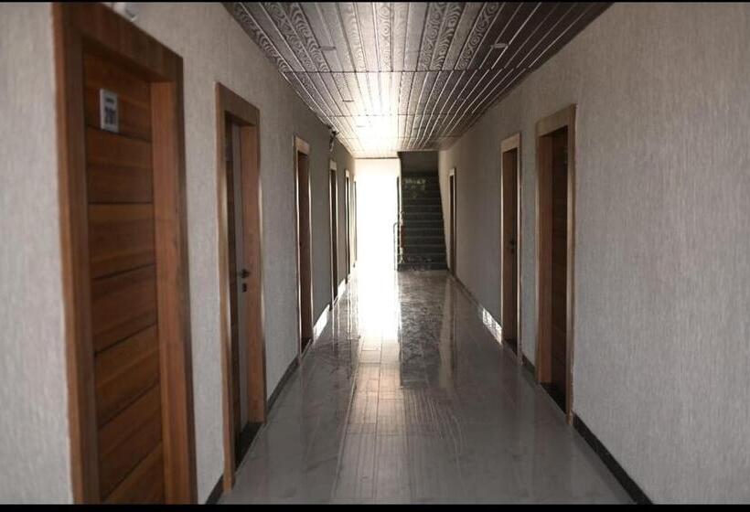 Отель Kapila Inn Ranjangaon