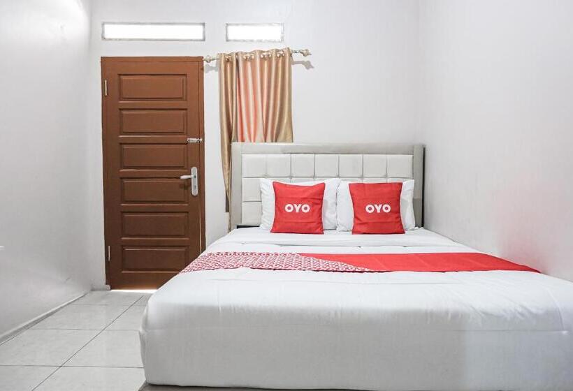 בית מלון כפרי Bans Kostel Lampung Mitra Reddoorz