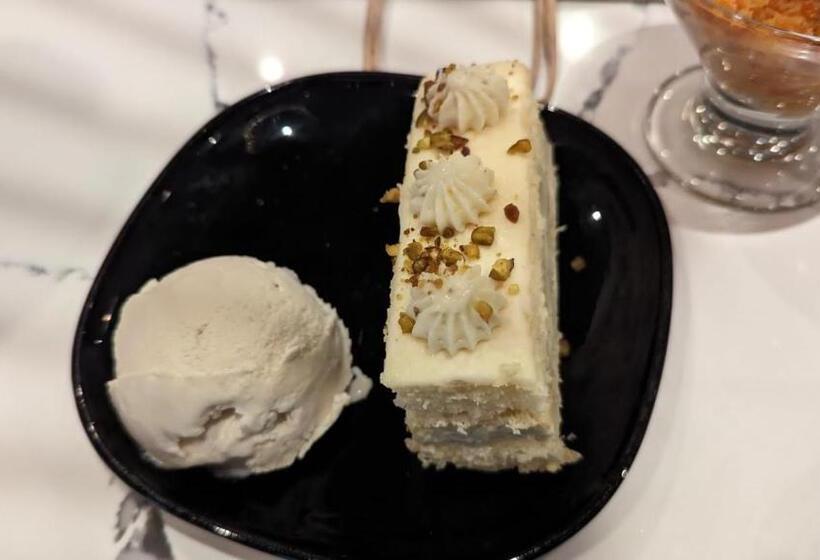 בית מלון כפרי Rays Inn Boarding & Lodging