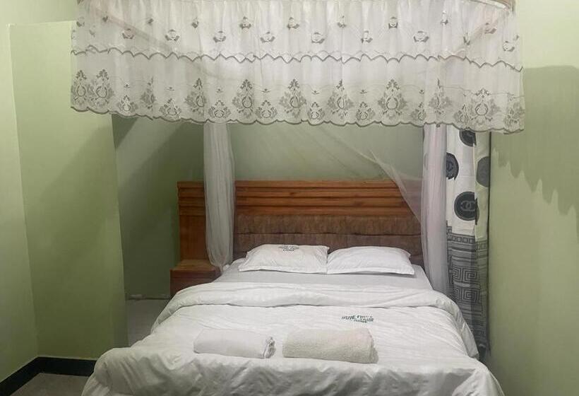 فندق The First Royal Tour Lodge
