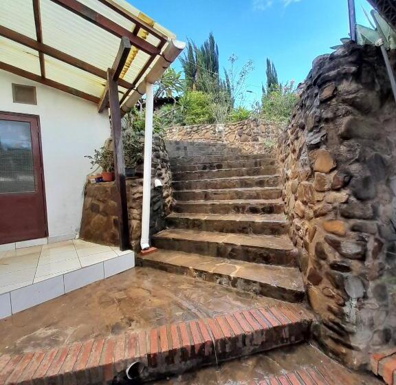 پانسیون Fonda Amboró