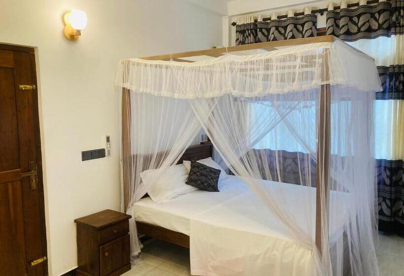 بنسيون Horizon Guest House