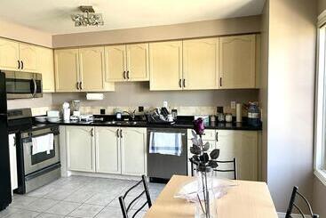 پانسیون Rooms Near Train Station