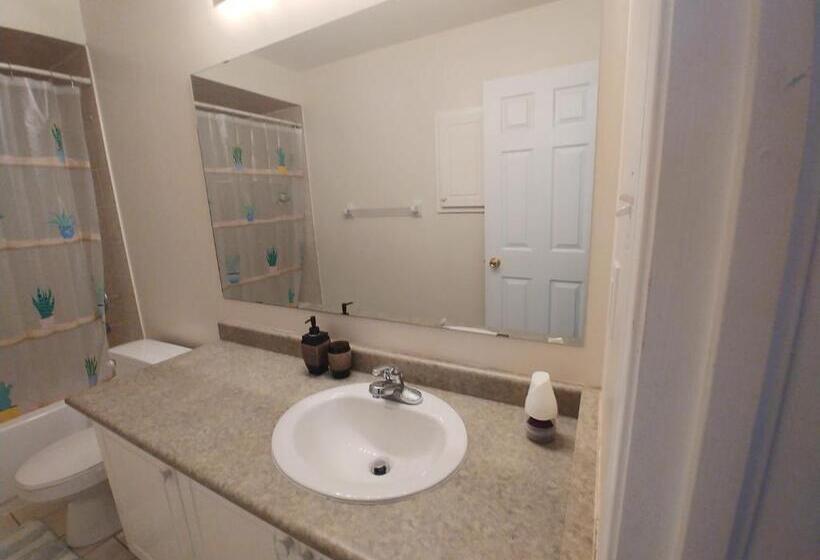 پانسیون Rooms Near Train Station