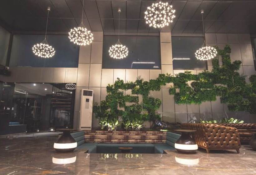 Phoenix Resort