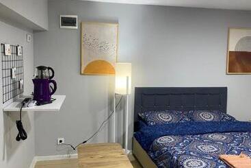 Yeldeği̇rmeni̇ Otel