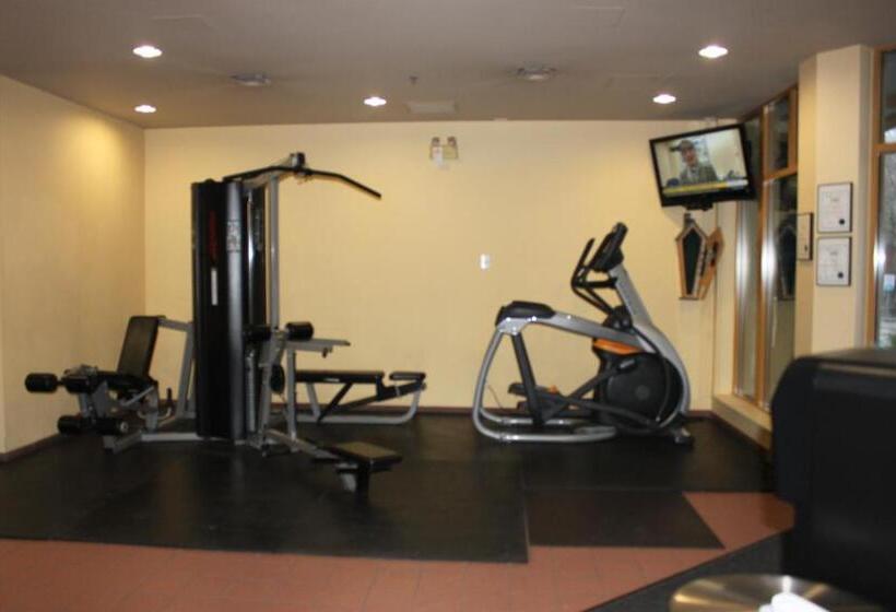هتل 109 Per Night Cascade Lodge Suite Pool 2 Hot Tubs Sauna Gym