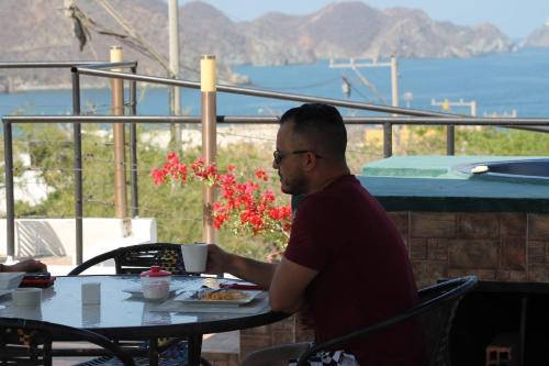 هتل Sunset Taganga