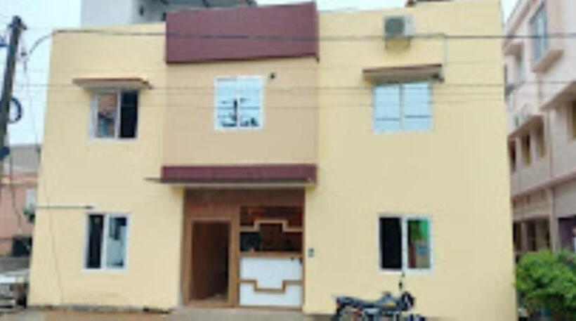Otel Sj Premium Bhubaneswar