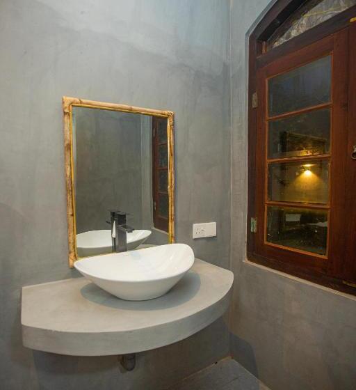 ホテル Villa Risithenmi