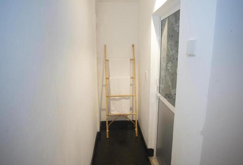 ホテル Villa Risithenmi