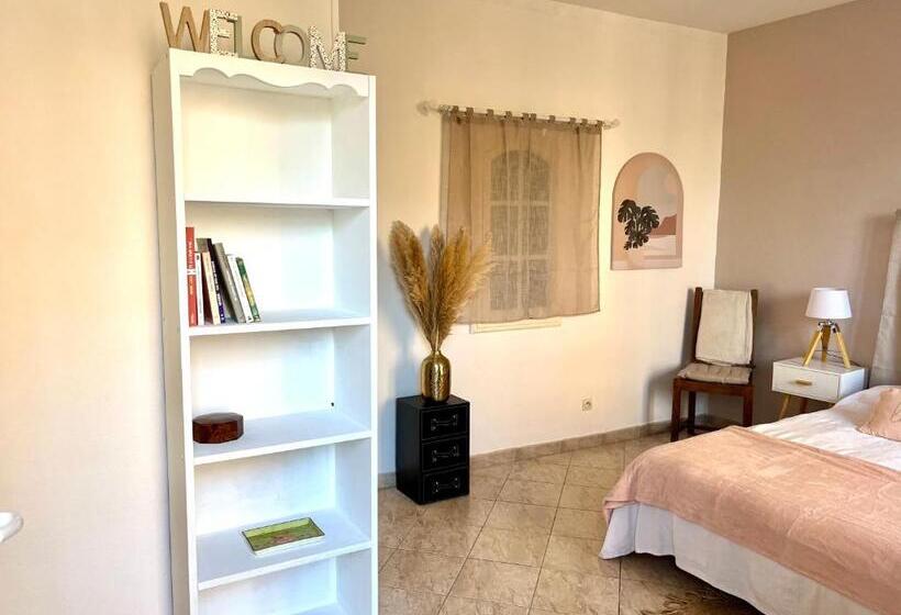 ペンション Chambre Indépendante à Lezignan La Cèbe