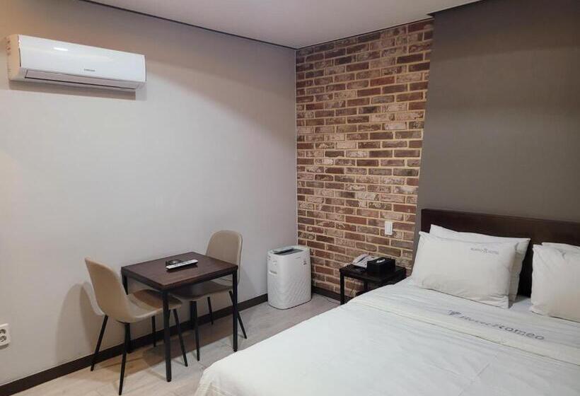Romio Motel