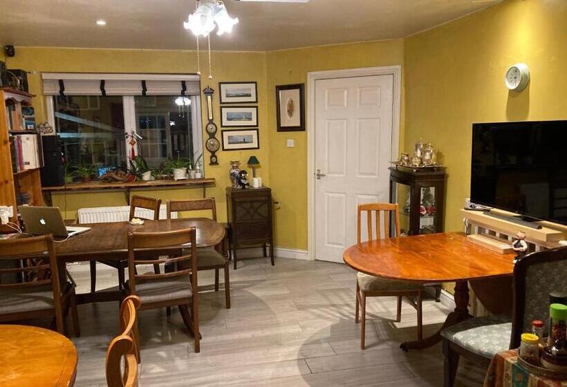 مبيت وإفطار Hong Kong Inn