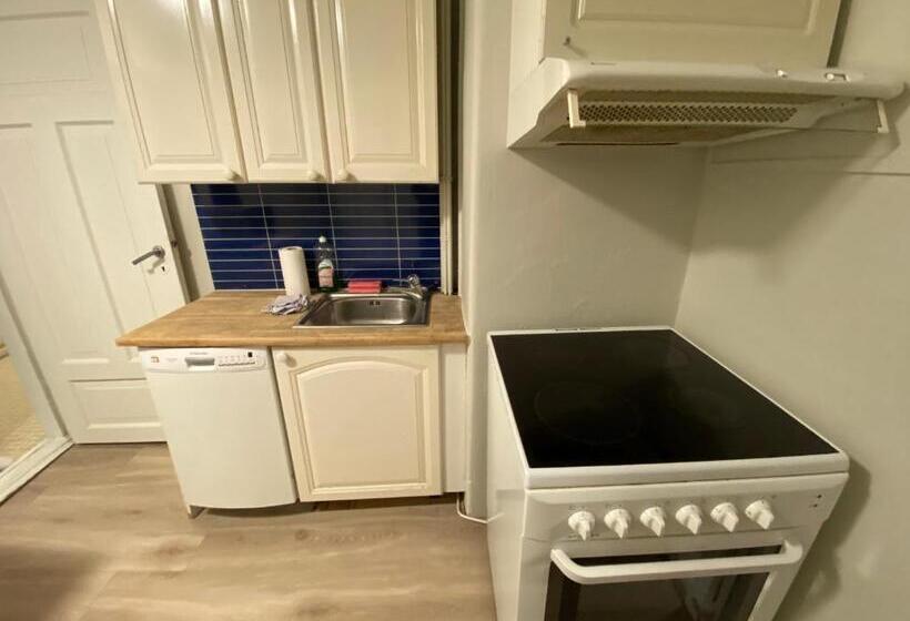 Enter Backpack Apartments