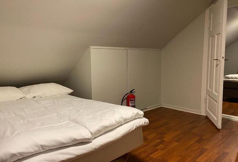 Enter Backpack Apartments