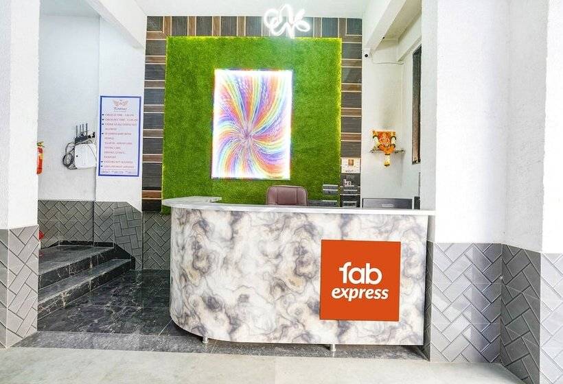 בית מלון כפרי Fabexpress Kirtiraj