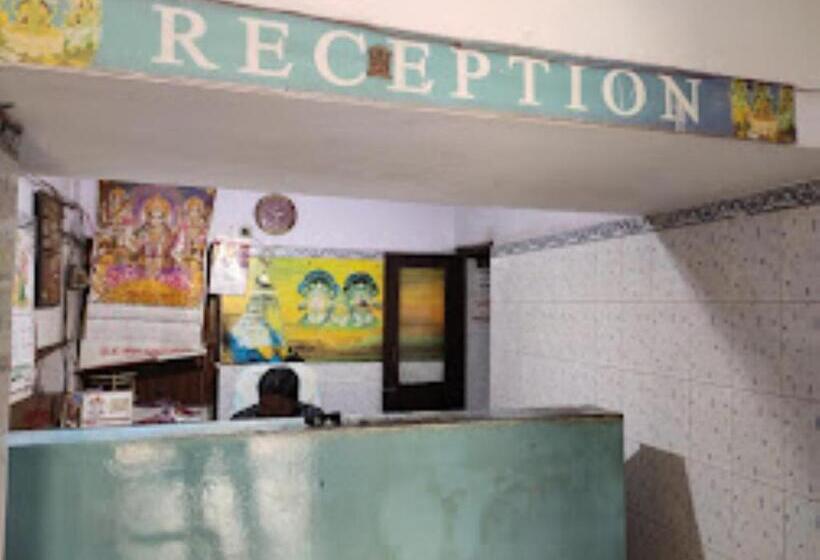 هتل Mayur,cuttack