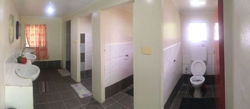 هتل Yasawa Long Beach Hideout Resort