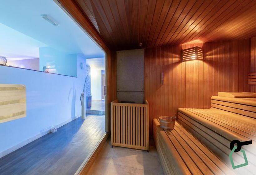 هتل Hotiday Room Collection   Otranto