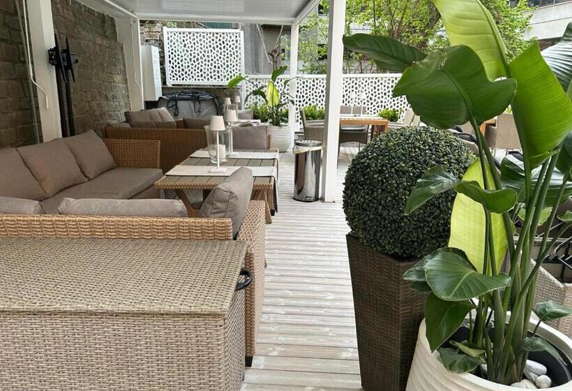 پانسیون Domus Aquae Rooms & Wellness