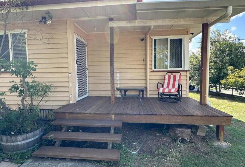 پانسیون Zen Escape Guest House  Hidden Little Gem, Funky Corner, Boutique Granny Flat