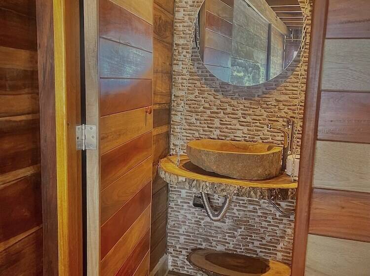 پانسیون Hostal Mocambo Beach