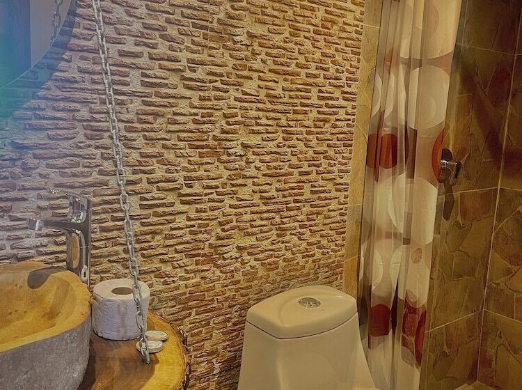 پانسیون Hostal Mocambo Beach