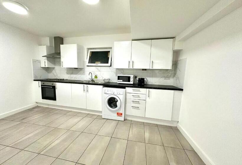 Пансион Kent House Suites   Se26