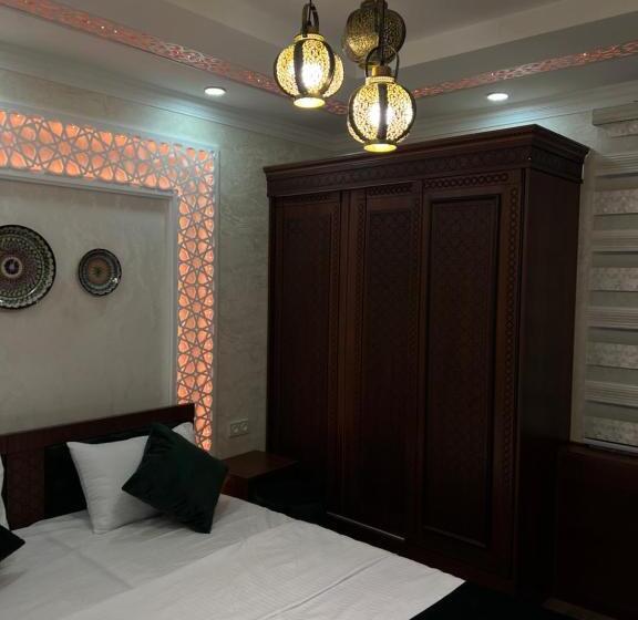 بنسيون Moonlight Guest House